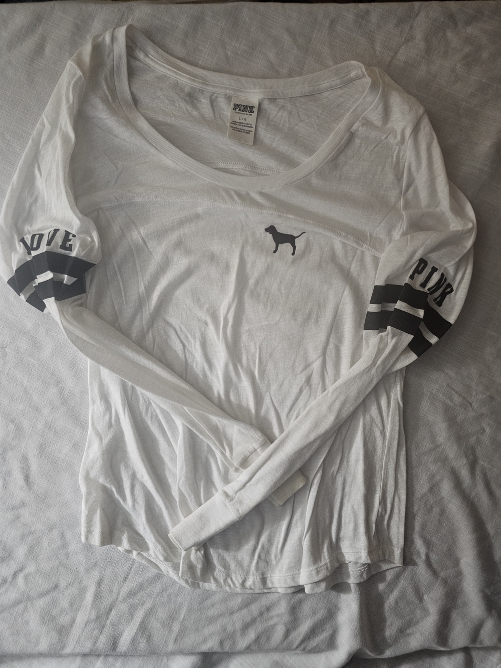 PINK Victoria's Secret White Long-Sleeve Scoop Neck Tee